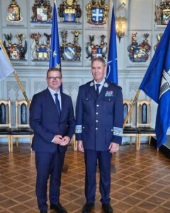 Petteri Orpo pituus