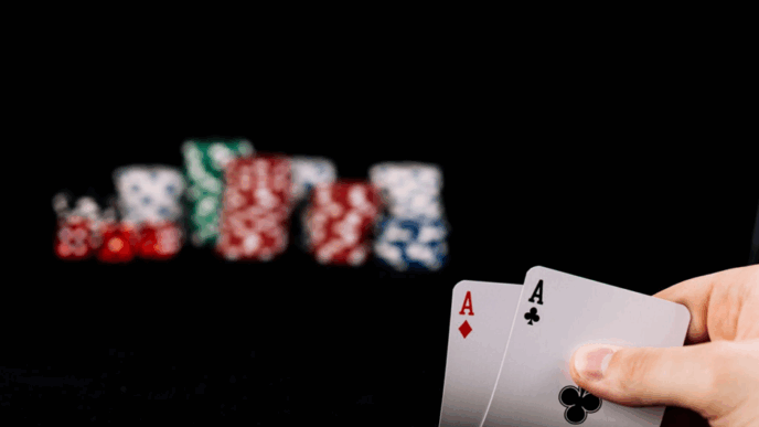 Julkkikset ja pokeri – mitä voitto oikeasti vaatii